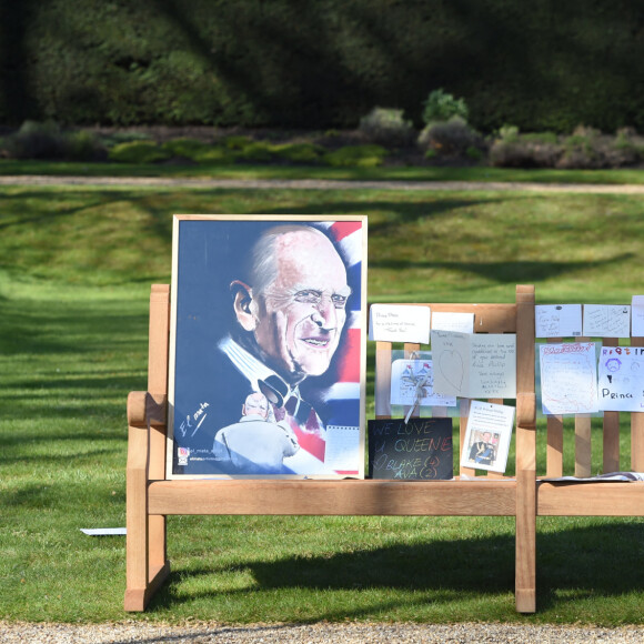 Les hommages au prince Philip dans les jardins de Marlborough House à Londres le 15 avril 2021.