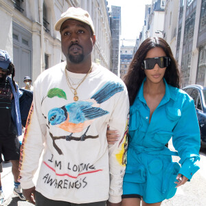 Kim Kardashian et Kanye West à la Fashion Week de Paris.