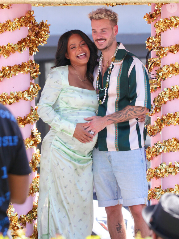 Christina Milian, enceinte, et son mari M. Pokora à Los Angeles, avril 2021.