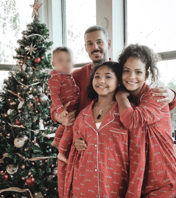 Le premier Noël de M. Pokora papa avec Isaiah, Violet et Christina Milian. Décembre 2020.
