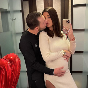 Martika Caringella, enceinte, et son compagnon Umberto Torretto, le mois dernier.