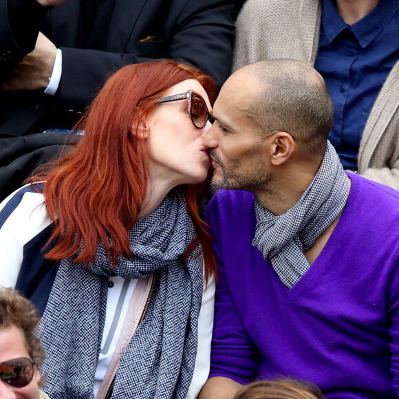 Audrey Fleurot et Djibril Glissant dans les tribunes des internationaux de France de Roland Garros à Paris le 4 juin 2016. © Moreau - Jacovides / Bestimage