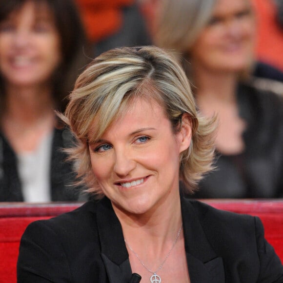 Celine Geraud - Enregistrement de l'emission "Vivement Dimanche" a Paris le 12 Decembre et qui sera diffusee le 16 Decembre 2012.