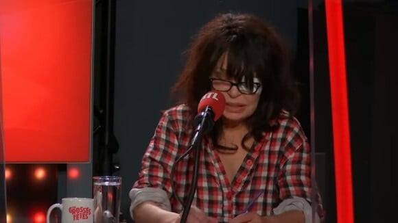 Isabelle Mergault s'affiche avec un pansement à l'oeil dans Les Grosses Têtes de RTL.