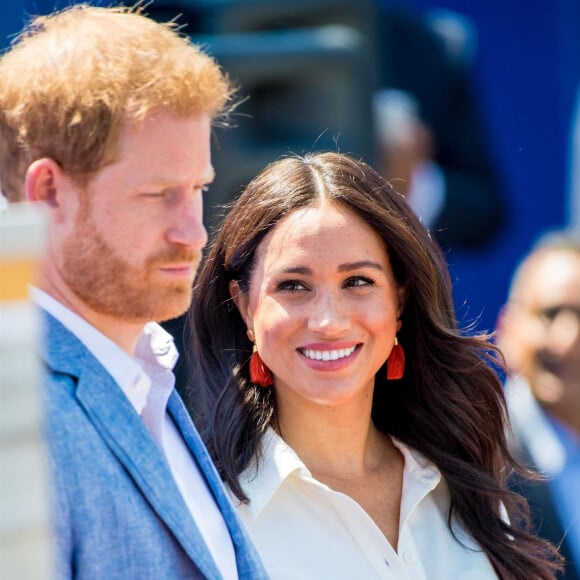 Le prince Harry, duc de Sussex, et Meghan Markle, duchesse de Sussex, visite l'association "Yes" (Youth Employment Service) qui oeuvre pour résoudre le problème du chômage des jeunes en Afrique du Sud. Johannesburg, le 2 octobre 2019.