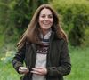 Catherine (Kate) Middleton, duchesse de Cambridge (avec sa paire de bottes Penelope Chilvers), visite la ferme du manoir à Little Stainton, Royaume Uni
