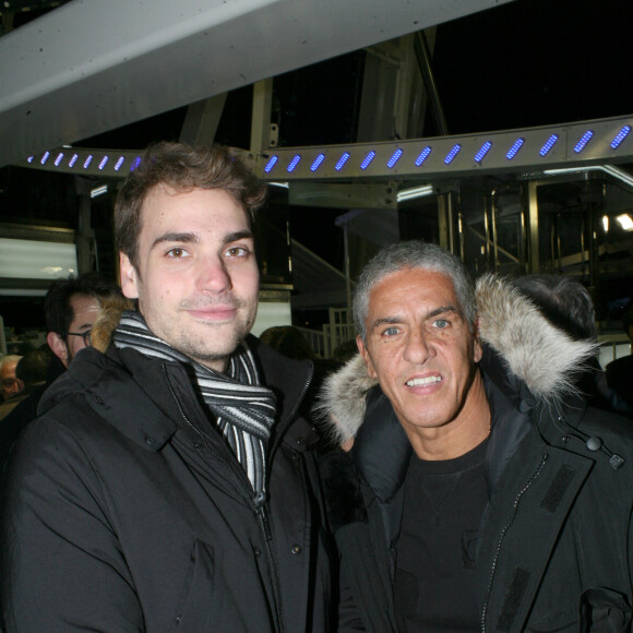 Valentin Livi (fils d'Yves Montand) et Samy Naceri lors de l'hommage à Yves Montand '' 25 ans déjà'' à la Grande Roue place de la Concorde à Paris, le 11 novembre 2016. © JLPPA/Bestimage