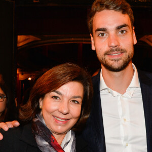 Carole Amiel et son fils Valentin Montand (Livi) - Générale du spectacle "Ivo Livi ou Le destin d'Yves Montand" au théâtre de la Gaîté-Montparnasse à Paris, France. © Coadic Guirec/Bestimage