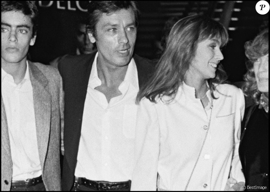 Archives - Anne Parillaud et Alain Delon en 1981 à Paris.