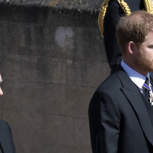 Le prince Harry, duc de Sussex, Peter Phillips, le prince William, duc de Cambridge - Arrivées aux funérailles du prince Philip, duc d'Edimbourg à la chapelle Saint-Georges du château de Windsor, le 17 avril 2021.