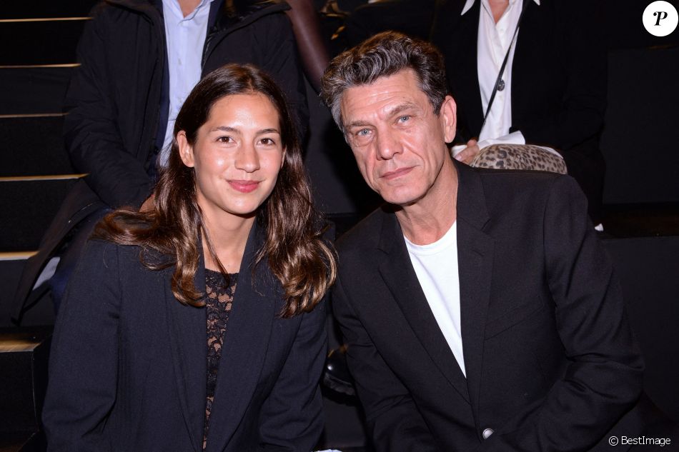 Exclusif - Marc Lavoine et sa femme Line Papin lors du défilé Etam Live Show 2020 à Paris, le 30 septembre 2020. © Pool Agence Bestimage