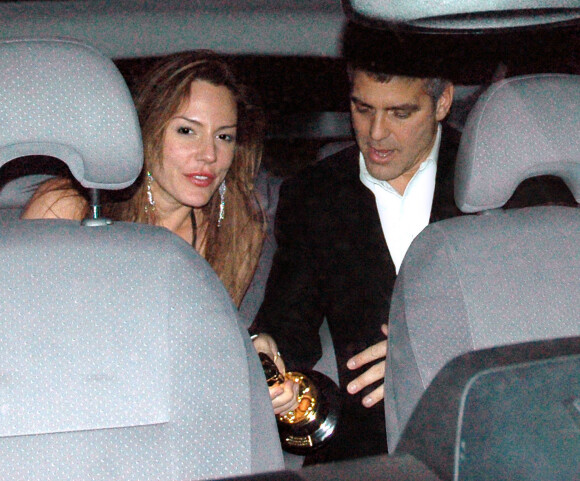 George Clooney et Krista Allen à Los Angeles en 2006