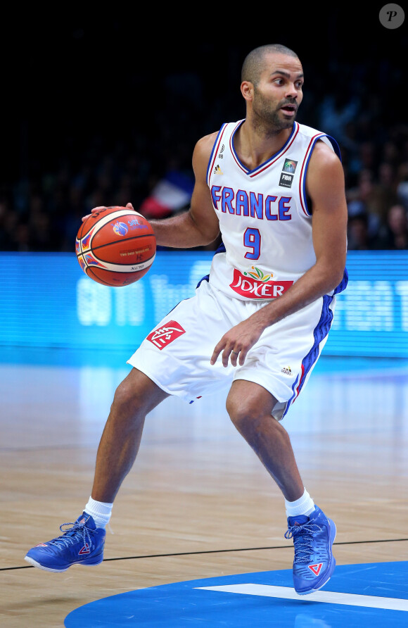 Tony Parker - La France bat la Turquie lors de l'Euro 2015 de basket à Lille et accède aux quarts de finale. Lille le 12 septembre 2015