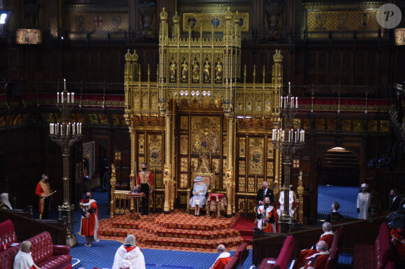 La reine Elisabeth II d'Angleterre va prononcer son discours d'ouverture de la session parlementaire à la Chambre des lords au palais de Westminster à Londres, Royaume Uni, le 11 mai 2021.