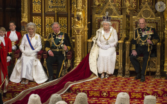 Camilla Parker Bowles, duchesse de Cornouailles, le prince Charles, la reine Elisabeth II d'Angleterre et le prince Philip, duc d'Edimbourg - La famille royale d'Angleterre lors de la cérémonie d'ouverture du parlement à Londres. Le 27 mai 2015