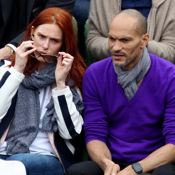 Audrey Fleurot et son compagnon Djibril Glissant dans les tribunes des internationaux de France de Roland Garros à Paris le 4 juin 2016. © Moreau - Jacovides / Bestimage