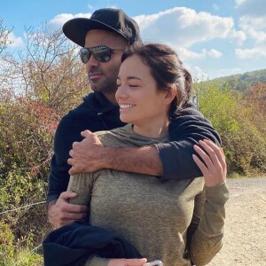 Alizé et Tony Parker posent enlacés sur Instagram, le 11 avril 2021.