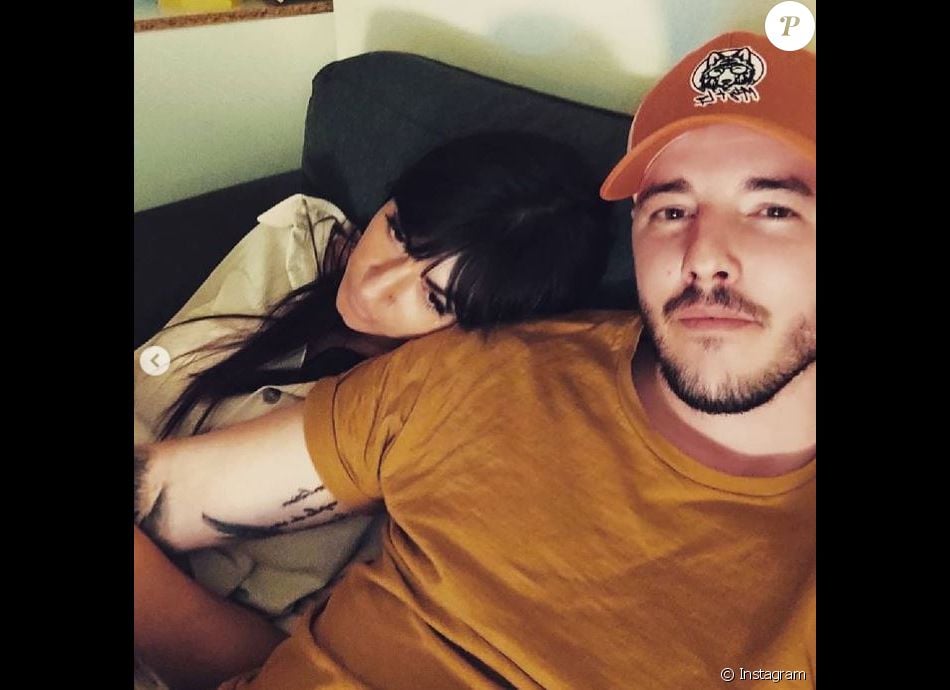Sandy Alexandre Maries Au Premier Regard Adrien (Mariés au premier regard 2020) en couple : il présente