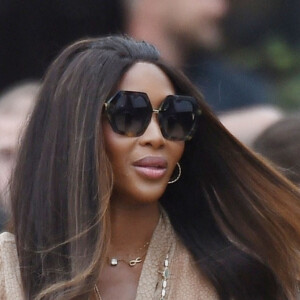 Naomi Campbell - Arrivée des people au défilé Burberry 2019 lors de la fashion week à Londres, le 16 septembre 2019. 