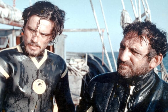Archives - Alain Delon et Lino Ventura sur le tournage du film "Les aventuriers". 1967 