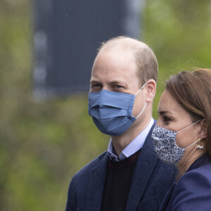 Le prince William, duc de Cambridge et et Kate Catherine Middleton, duchesse de Cambridge à leur arrivée au centre "The Way Youth Zone" à Wolverhampton. Le 13 mai 2021