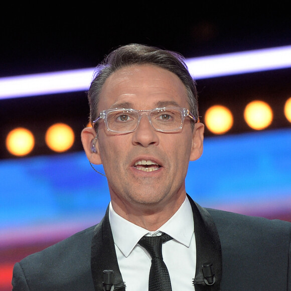 Exclusif - No Web - Julien Courbet lors de l'enregistrement de l'émission "Faut pas abuser" présentée par Julien Courbet et diffusée sur D8 le 10 mai 2016 à 21h00. Paris le 4 avril 2016. © Veeren/Bestimage