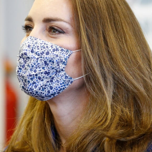 Kate Middleton, duchesse de Cambridge, visite le centre de protection sociale de Turning Point Scotland à Coatbridge, en Écosse. Le 24 mai 2021.