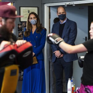 Le prince William et son épouse Kate Middleton, duchesse de Cambridge, visitent les locaux du centre Scottish Violence Reduction Unit à Prestonpans, en Écosse. Le 24 mai 2021.