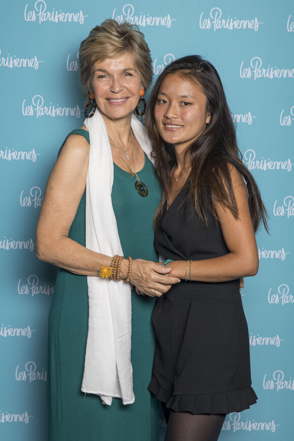 Exclusif - Véronique Jannot et sa fille Migmar - Première du spectacle "Les Parisiennes" aux Folies Bergères à Paris le 24 mai 2018. © Olivier Borde - Pierre Perusseau/Bestimage