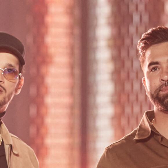 Exclusif - Soolking et Kendji Girac - Enregistrement de l'émission "Allez viens je t'emmène...Au Music Hall" au Studio Gabriel à Paris, qui sera diffusée le 28 mai sur France 3. Le 6 avril 2021 © Cyril Moreau / Bestimage 
