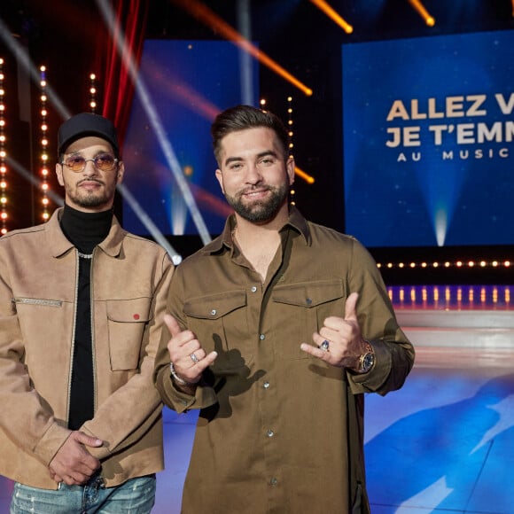 Exclusif - Soolking et Kendji Girac - Backstage de l'enregistrement de l'émission "Allez viens je t'emmène...Au Music Hall" au Studio Gabriel à Paris, qui sera diffusée le 28 mai sur France 3. Le 6 avril 2021 © Cyril Moreau / Bestimage 