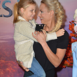 Elodie Gossuin et sa fille Joséphine - Projection exceptionelle de "La Reine des Neiges 2" au Grand Rex à Paris, le 13 novembre 2019. © Veeren Ramsamy/Bestimage