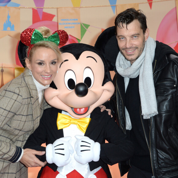 Elodie Gossuin et son mari Bertrand Lacherie - Célébration des 90 ans de magie avec Mickey à Disneyand Paris. Le 17 novembre 2018. © Veeren/Bestimage