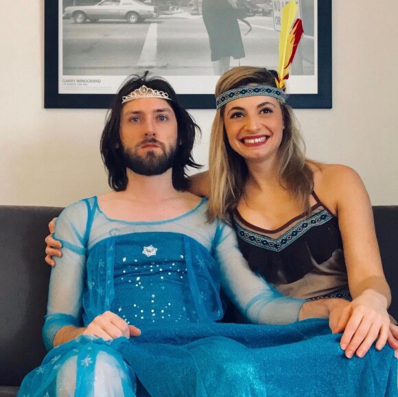 Jennifer Dubourg-Bracconi déguisée avec son compagnon, sur Instagram, le 19 avril 2020
