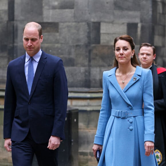 Le prince William, duc de Cambridge, et Catherine (Kate) Middleton, duchesse de Cambridge, arrivent pour la cérémonie de clôture de l'Assemblée générale de l'Église d'Écosse, à la salle de l'Assemblée à Édimbourg, Ecosse, Royaume Uni, le 27 mai 2021. 