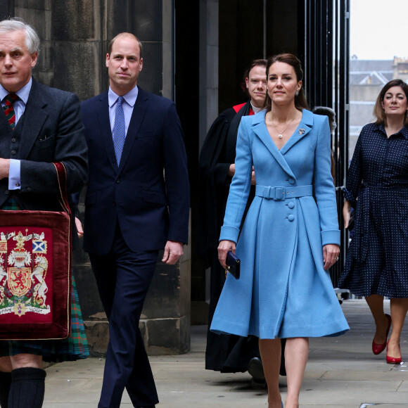 Le prince William, duc de Cambridge, et Catherine (Kate) Middleton, duchesse de Cambridge, arrivent pour la cérémonie de clôture de l'Assemblée générale de l'Église d'Écosse, à la salle de l'Assemblée à Édimbourg, Ecosse, Royaume Uni, le 27 mai 2021. 