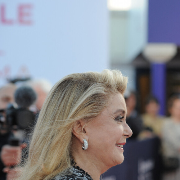 Catherine Deneuve et Johnny Depp à la première du film "Waiting For The Barbarians" lors du 45éme festival du Cinéma Américain de Deauville, France, le 8 septembre 2019. 