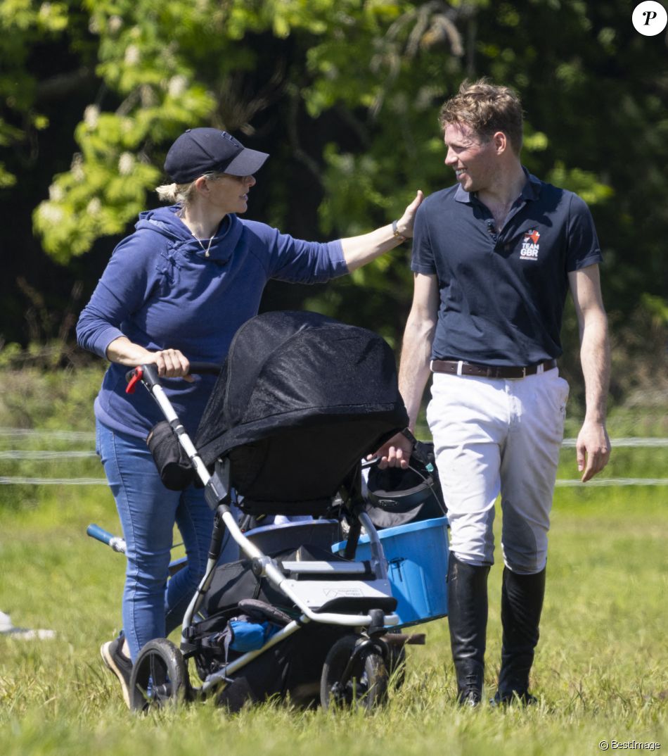 Zara Tindall et son bébé Lucas assistent au "Houghton Hall Horse Trials" à Kings Lynn. Le 29 mai 2021