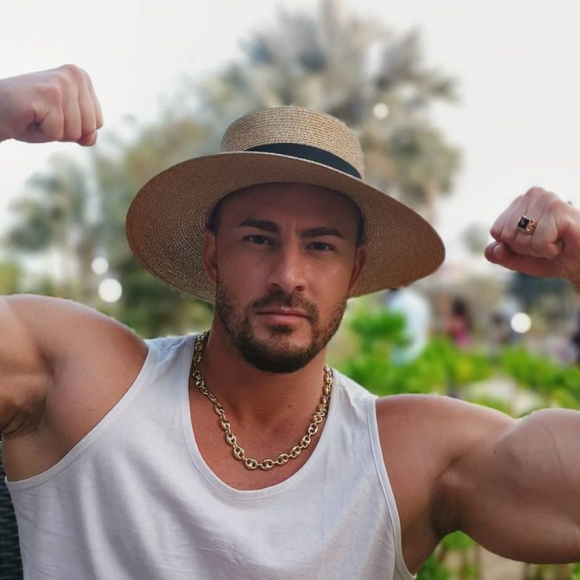 Maxime Parisi, l'ex de Julia Paredes, tout en muscles et bodybuildé sur Instagram