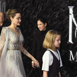 Angelina Jolie avec ses enfants Zahara, Shiloh, Vivienne et Knox.