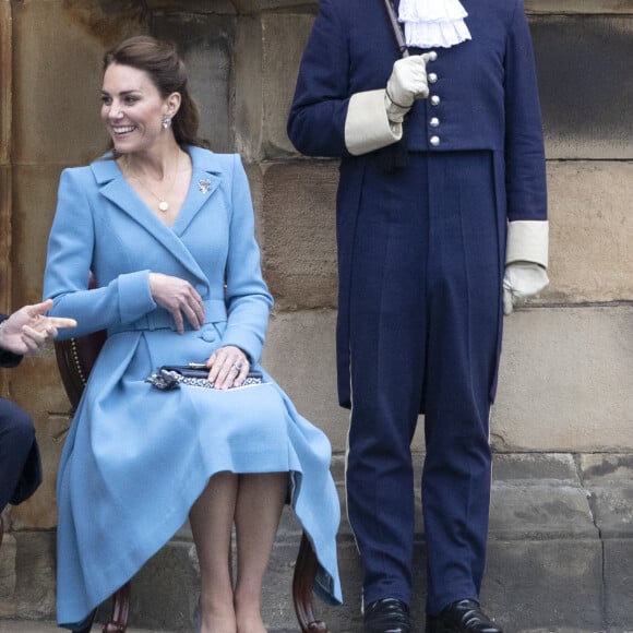 Le prince William, duc de Cambridge et Kate Catherine Middleton, duchesse de Cambridge, lors de l'événement "Beating of the Retreat (Cérémonie de la Retraite)" au palais de Holyroodhouse à Edimbourg. Le 27 mai 2021