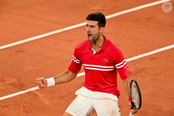 Novak Djokovic remporte sa place en demi-finale face à Matteo Berrettini lors des internationaux de France de Roland-Garros à Paris, le 9 juin 2021. © JB Autissier / Panoramic / Bestimage