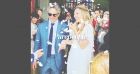 Laura Smet mariée à Raphaël Lancrey-Javal : souvenir de ce jour heureux, dans sa belle robe dos nu