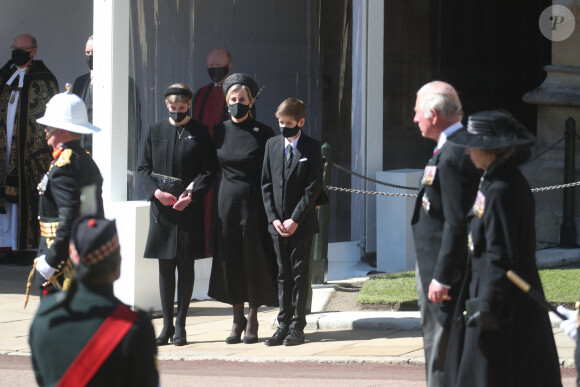Louise Mountbatten-Windsor (Lady Louise Windsor), Sophie Rhys-Jones, comtesse de Wessex, et James Mountbatten-Windsor - Arrivées aux funérailles du prince Philip, duc d'Edimbourg à la chapelle Saint-Georges du château de Windsor, le 17 avril 2021.