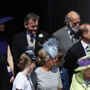 La reine Elisabeth II d'Angleterre, Le prince Philip, duc d'Edimbourg, Le prince Edward, comte de Wessex, Sophie Rhys-Jones, comtesse de Wessex, James Viscount Severn, Lady Louise Windsor, La princesse Anne, Le prince Michael de Kent et La princesse Michael de Kent - Les invités à la sortie de la chapelle St. George au château de Windsor, Royaume Uni, le 19 mai 2018.