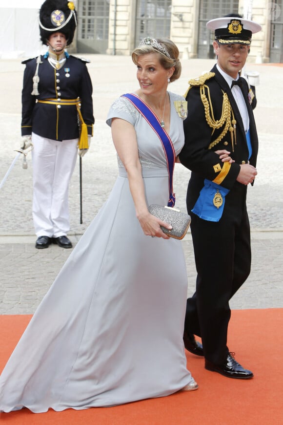 La comtesse Sophie et le comte de Wessex, le prince Edward - Arrivées au mariage du prince Carl Philip de Suède et Sofia Hellqvist à la chapelle du palais royal à Stockholm. Le 13 juin 2015