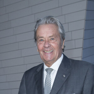 Alain Delon - Inauguration de la Fondation Louis Vuitton à Paris le 20 octobre 2014. 