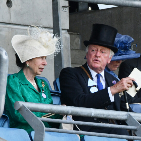 La princesse Anne et Andrew Parker Bowles à la prestigieuse course hippique "Royal Ascot", le 16 juin 2021.