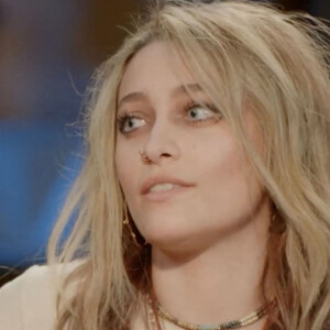 Paris Jackson se confie à Willow Smith dans le nouvel épisode de l'émission "Red Table Talk".