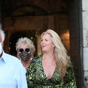 Rod Stewart et sa femme sont allés dîner en famille à Split, à l'occasion de leurs vacances en Croatie. Le 14 juillet 2020.